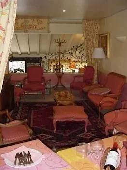 Mireille Hotel