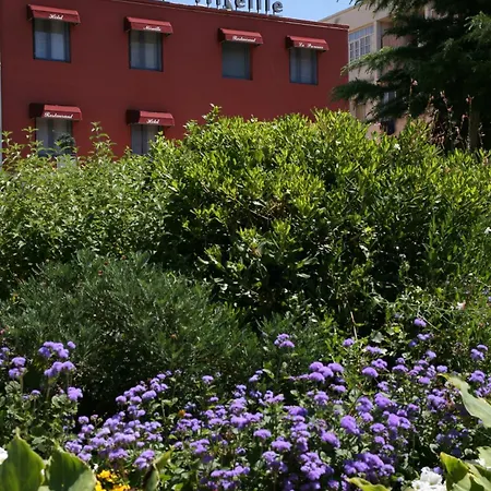 Hotel Mireille