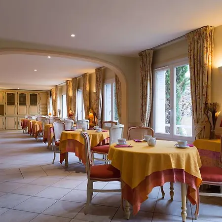 Hotel Mireille